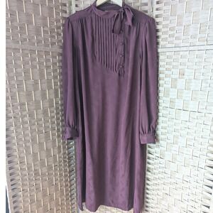 VTG 80's Plum Rayon Paisley Tie Neck Midi Shift Dress Dark Academia Secretary